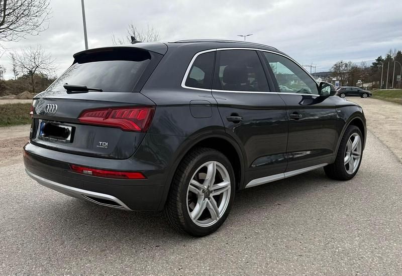 Gebraucht Audi Q5 S-Line 190 PS (139 kW) 2018 Grau SUV