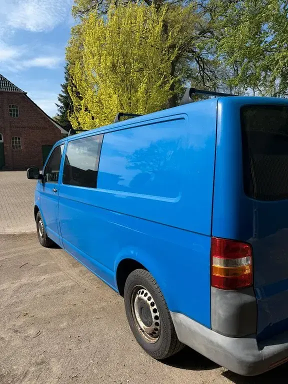 Gebraucht VW Caravelle 102 PS (75 kW) 2006 Blau Van