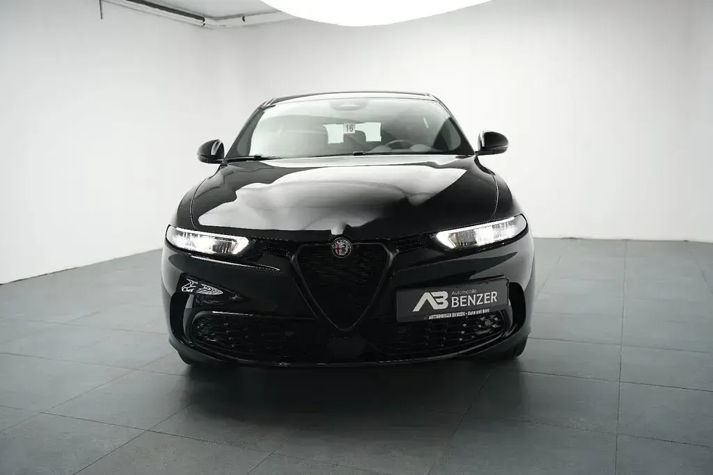 Gebraucht Alfa Romeo Tonale Sprint 131 PS (96 kW) 2023 Schwarz SUV