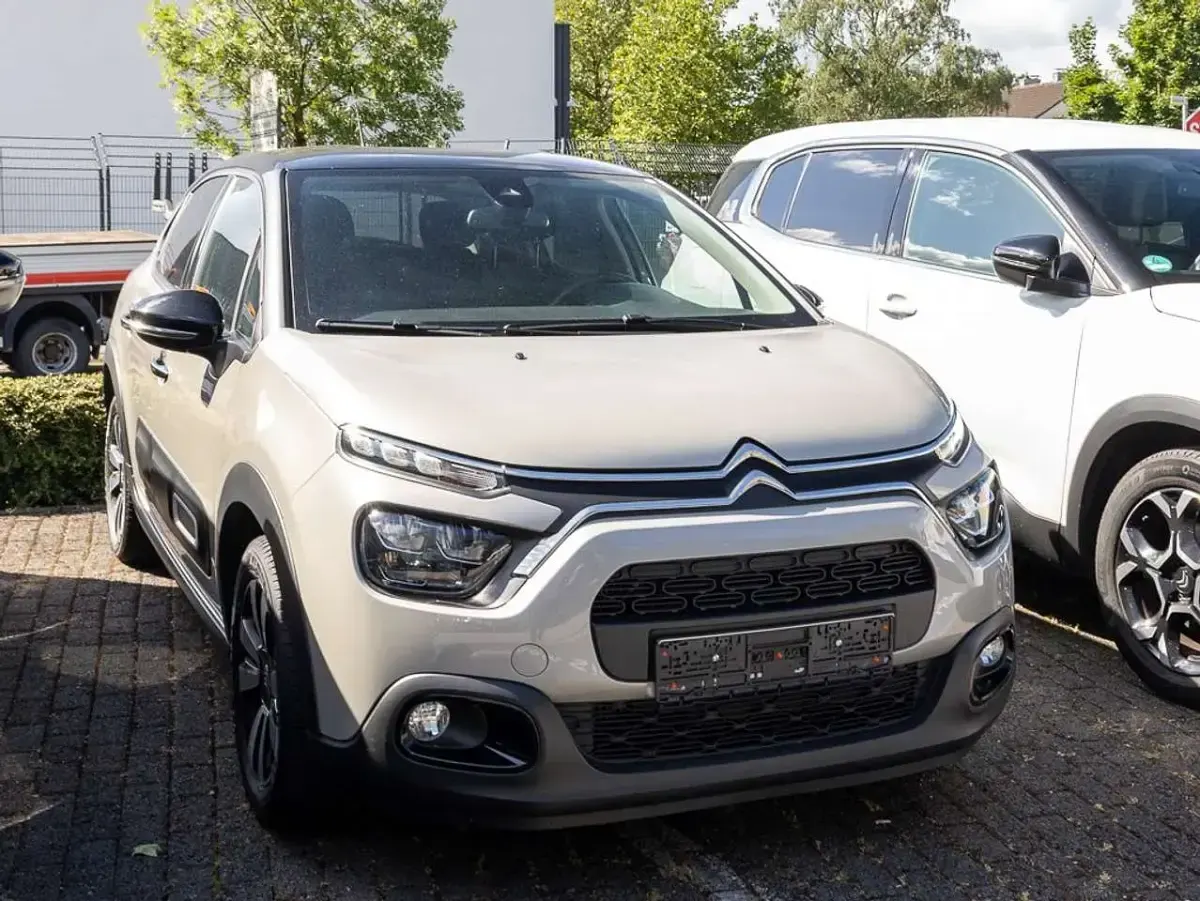 Gebraucht Citroën C3 PureTech 110 PS (80 kW) 2024 Beige Limousine