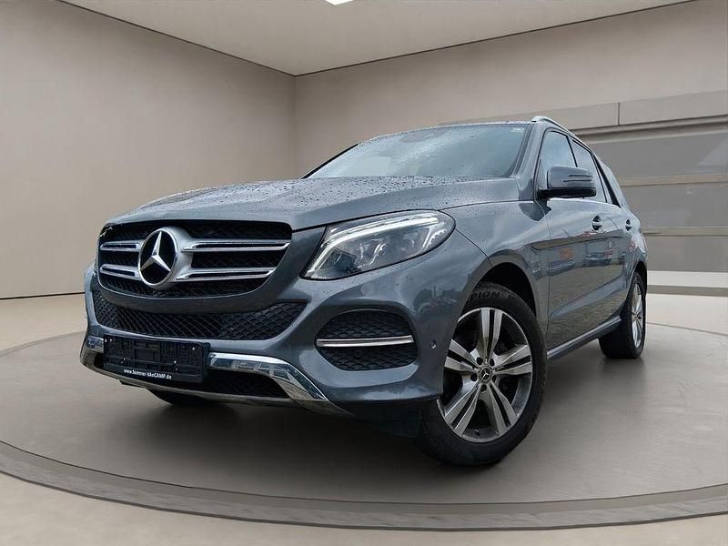 Grau Gebraucht 2018 Mercedes GLE350 SUV | 32.993 € (Guter Preis) - Bild 1/4
