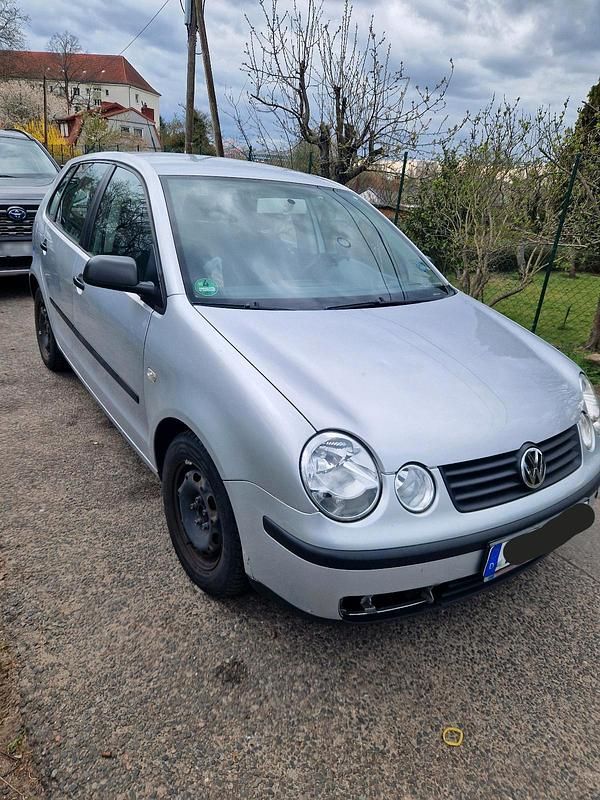 Gebraucht VW Polo 64 PS (47 kW) 2003 Grau Kleinwagen