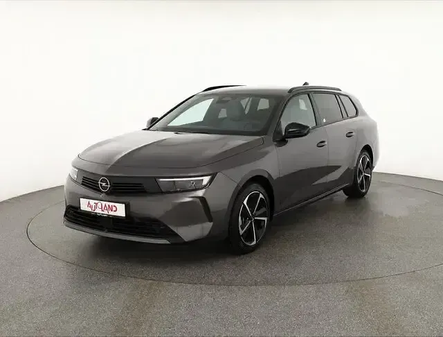 Używany Opel Astra 110 KM (80 kW) 2025 Szary Hatchback