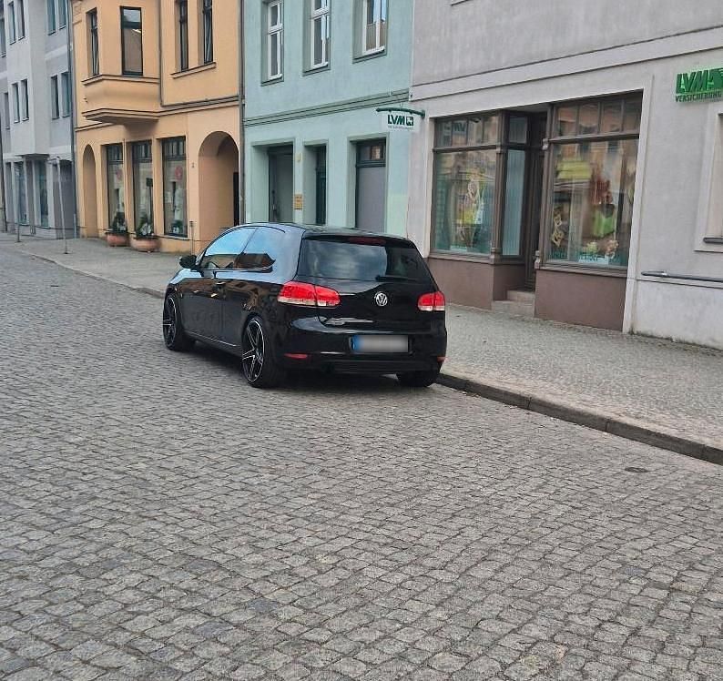 Usado VW Golf 2011 Preto Coupé