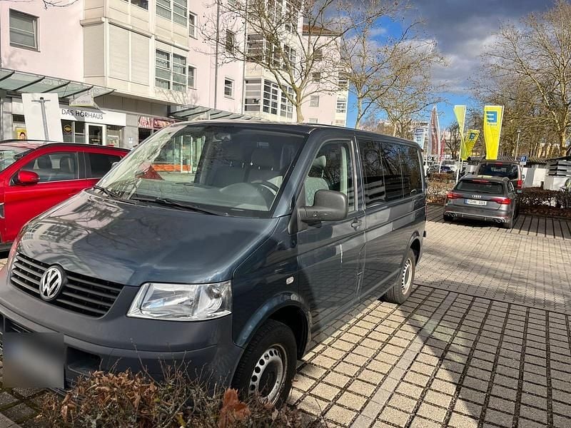 Gebraucht VW T5 131 PS (96 kW) 2008 Grau Van