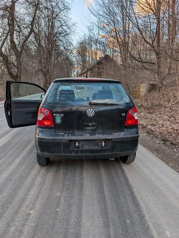 Gebraucht VW Polo Basis 64 PS (47 kW) 2002 Schwarz Limousine