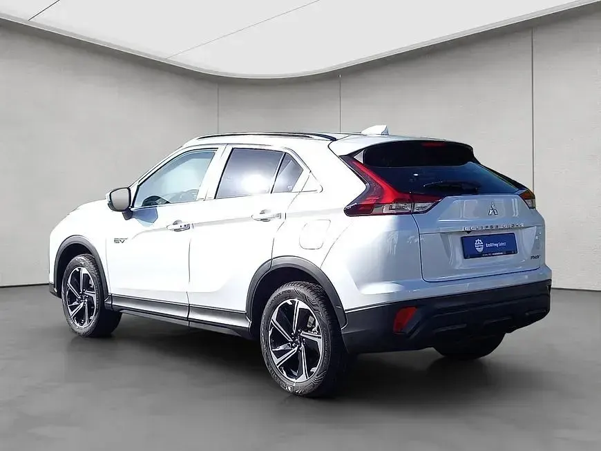 Gebraucht Mitsubishi Eclipse Cross Basis 98 PS (72 kW) 2024 Weiß SUV