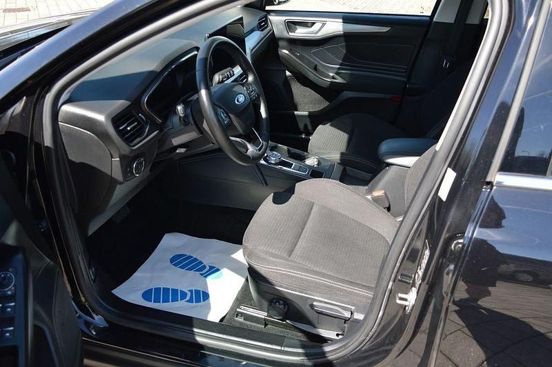Gebraucht Ford Focus Titanium X 116 PS (85 kW) 2023 Agateblack Kombi