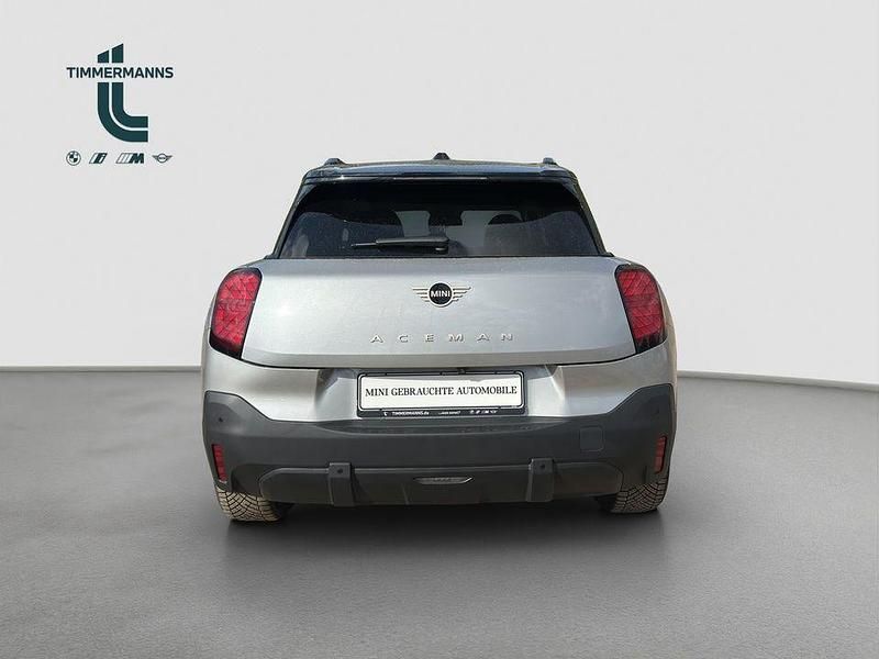 Second-hand Mini Aceman Classic 135 kW (184 CP) 2025 Argintiu SUV