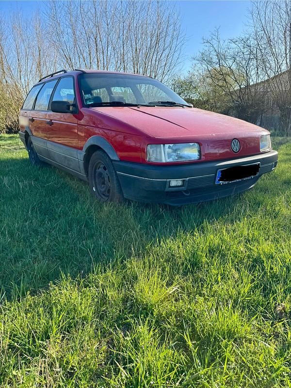 Gebraucht VW Passat 90 PS (66 kW) 1990 Rot Kombi