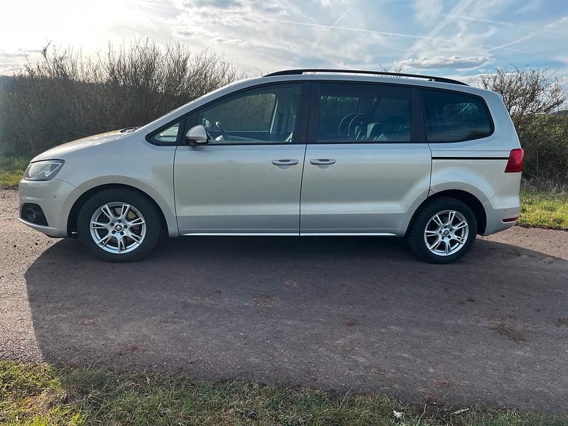 Gebraucht Seat Alhambra 178 PS (130 kW) 2013 Silber Van / Kleinbus