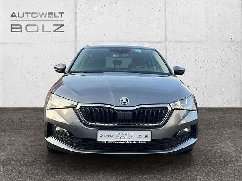 Gebraucht Skoda Scala Cool Plus 147 PS (108 kW) 2022 Grau Kleinwagen