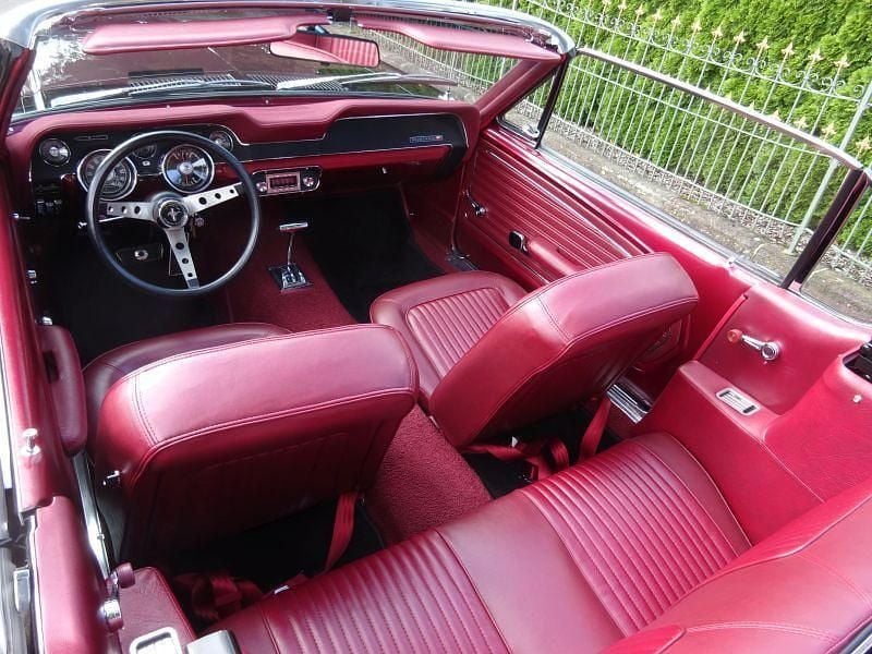 Gebraucht Ford V8 200 PS (147 kW) 1968 Schwarz Cabrio