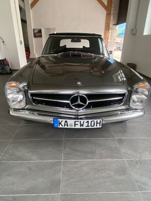 Gebraucht Mercedes SL280 170 PS (125 kW) 1970 Grau Cabrio