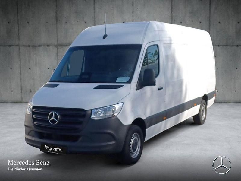 Używany Mercedes Sprinter 170 KM (125 kW) 2025 Biały Van