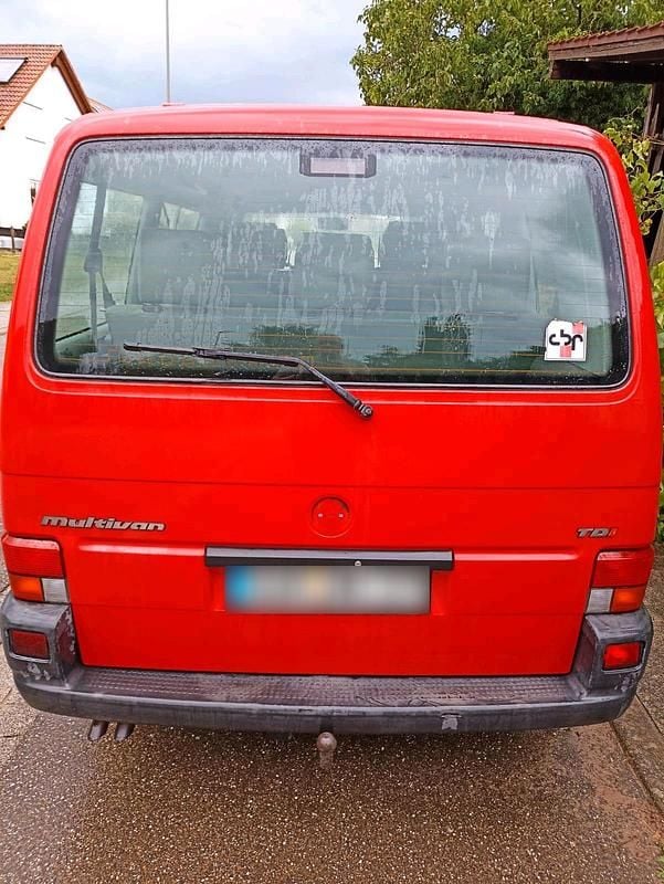 Second-hand VW T4 150 CP (110 kW) 2001 Roșu Van