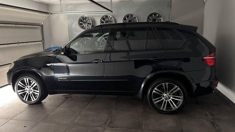 Schwarz Gebraucht 2012 BMW X5 SUV | 17.950 € (Fairer Preis) - Bild 1/4