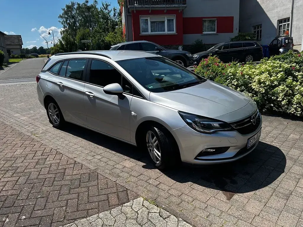 Gebraucht Opel Astra 136 PS (100 kW) 2019 Silber Kombi