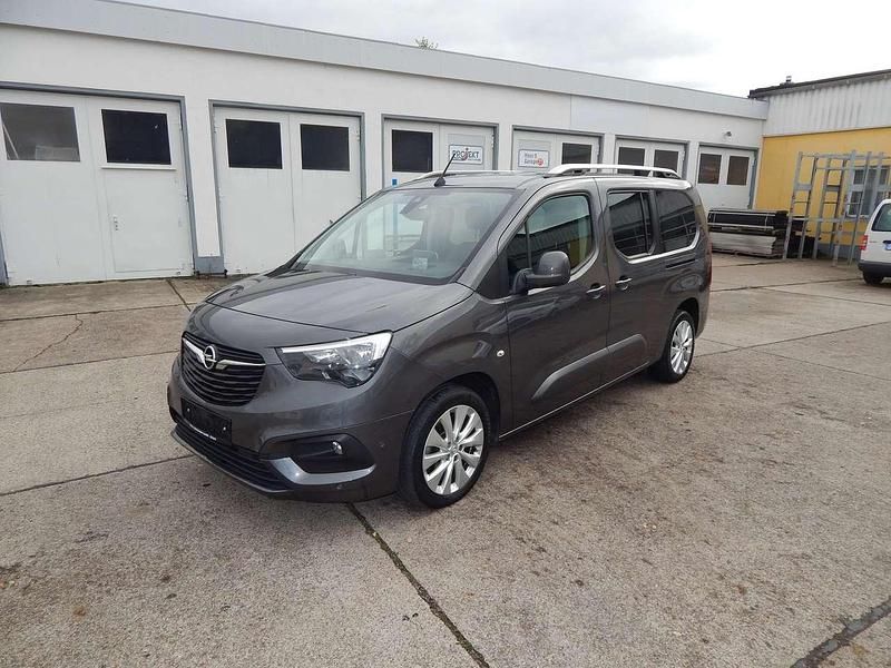 Moonstone grey Gebraucht 2019 Opel Combo Edition Van / Kleinbus | 13.799 € (Fairer Preis) - Bild 1/4