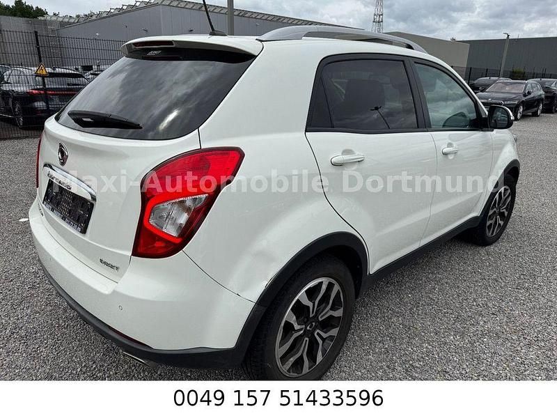 Gebraucht Ssangyong (KGM) Korando Sapphire 178 PS (130 kW) 2016 Weiß SUV