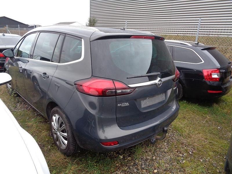 Gebraucht Opel Zafira Tourer Edition 136 PS (100 kW) 2014 Grau Van / Kleinbus