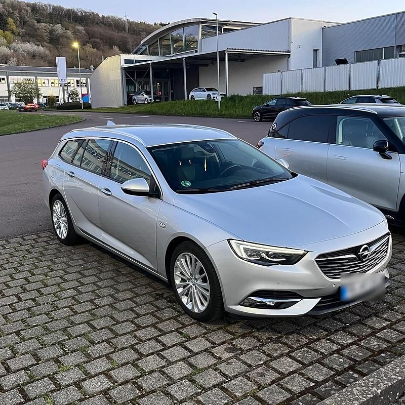 Gebraucht Opel Insignia 170 PS (125 kW) 2017 Silber Kombi
