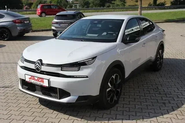 Gebraucht Citroën C4 X 131 PS (96 kW) 2025 Okenitweiss SUV