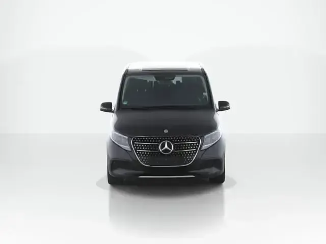 Gebraucht Mercedes V300 Avantgarde 237 PS (174 kW) 2025 Schwarz Van / Kleinbus