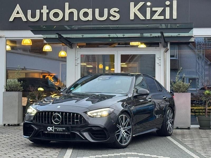 Grau Gebraucht 2024 Mercedes C63 AMG AMG Limousine | 76.711 € (Guter Preis) - Bild 1/4