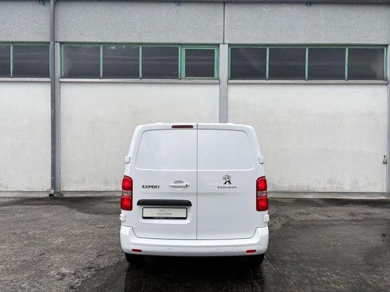 Gebraucht Ford 300 96 PS (70 kW) 2020 Weiss