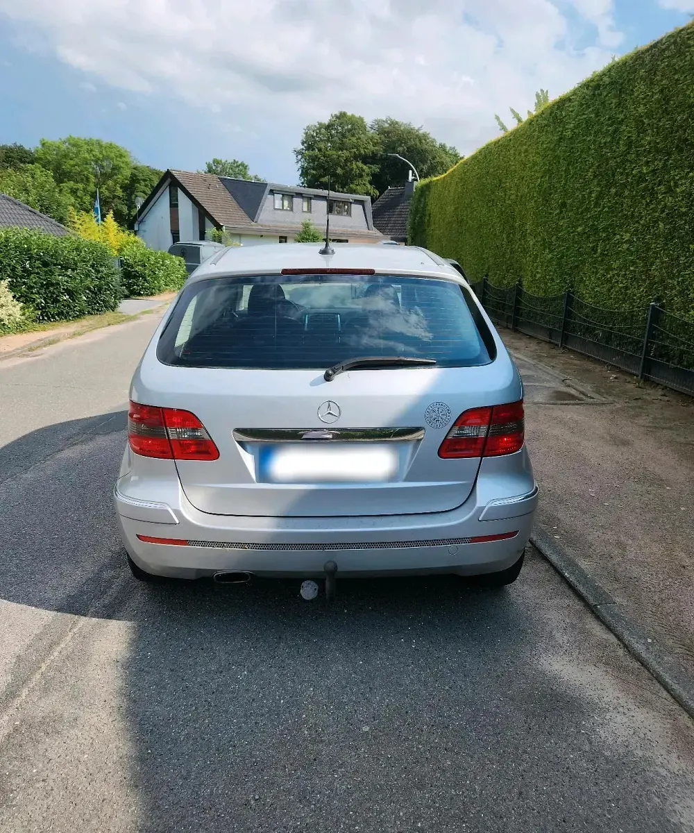 Gebraucht Mercedes B150 2007 Silber Van / Kleinbus