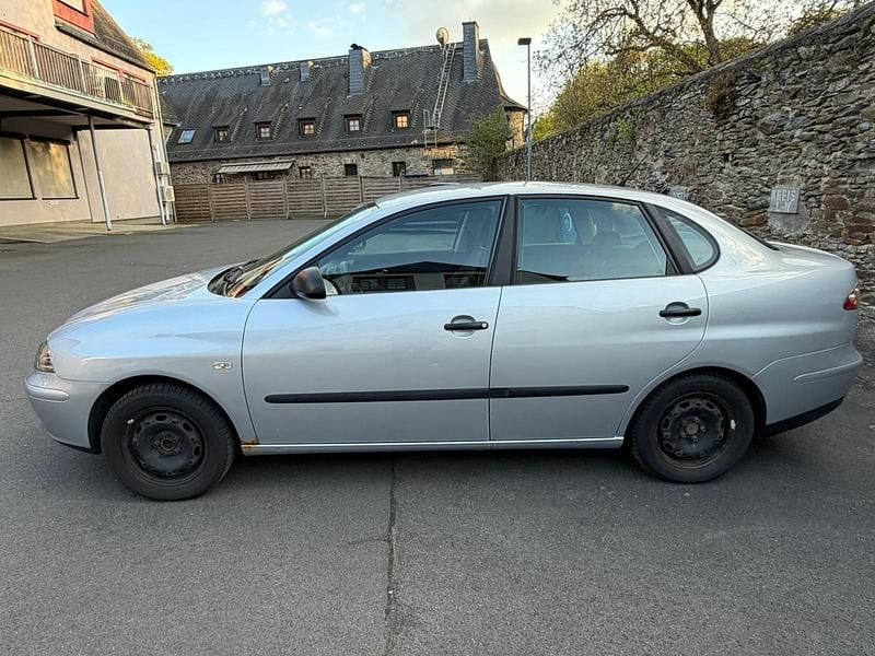 Usata Seat Cordoba 2007 Argento Berlina