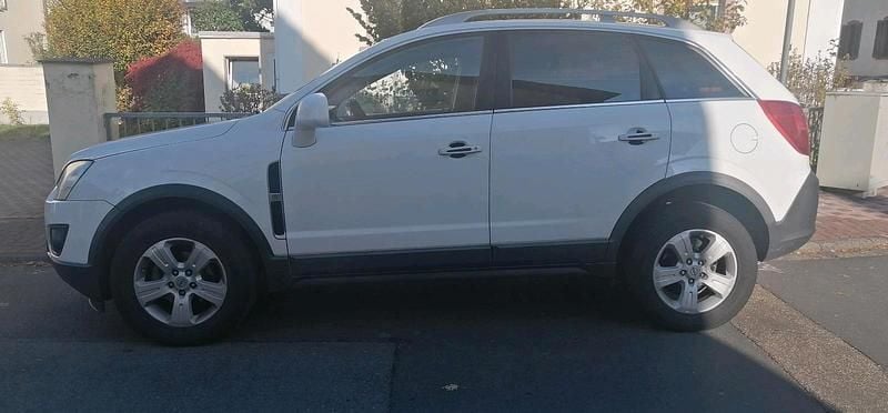Weiß Gebraucht 2013 Opel Antara SUV | 4.100 € (Superpreis) - Bild 1/4