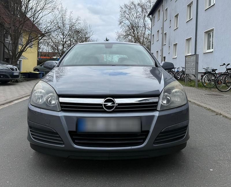 Gebraucht Opel Astra 105 PS (77 kW) 2007 Grau Limousine