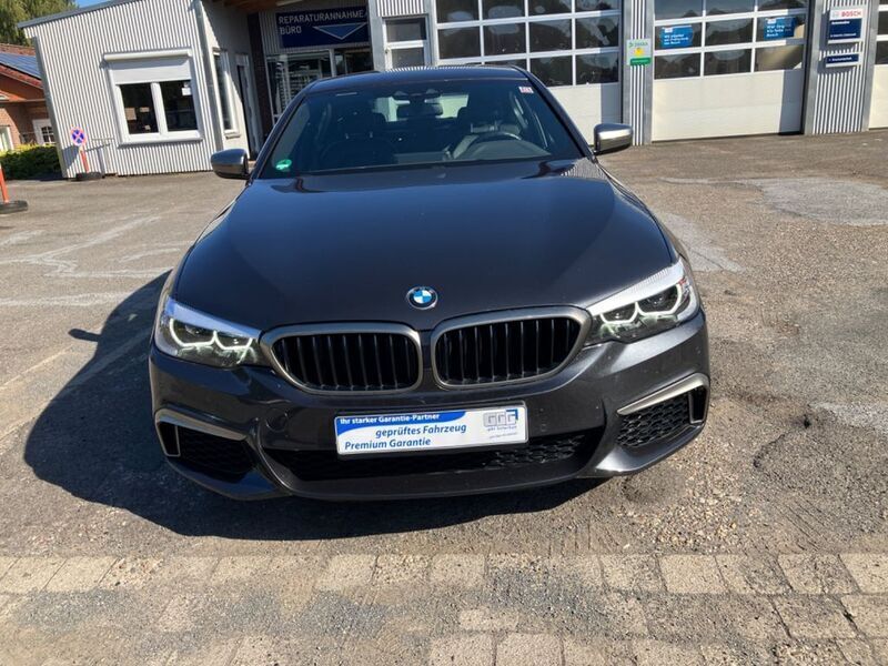 Gebraucht BMW M550 Performance 530 PS (389 kW) 2019 Grau Limousine