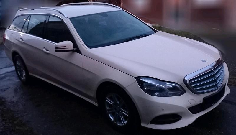 Gebraucht Mercedes E200 136 PS (100 kW) 2015 Kombi