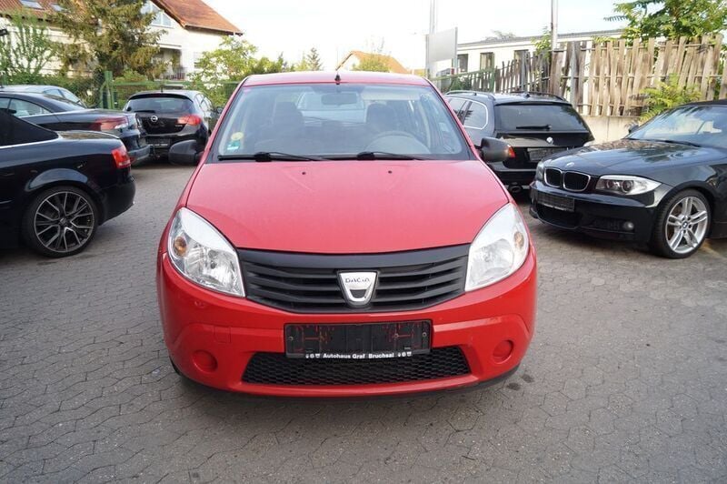 Rot Gebraucht 2009 Dacia Sandero Basis Kleinwagen | 790 € (Superpreis) - Bild 1/4