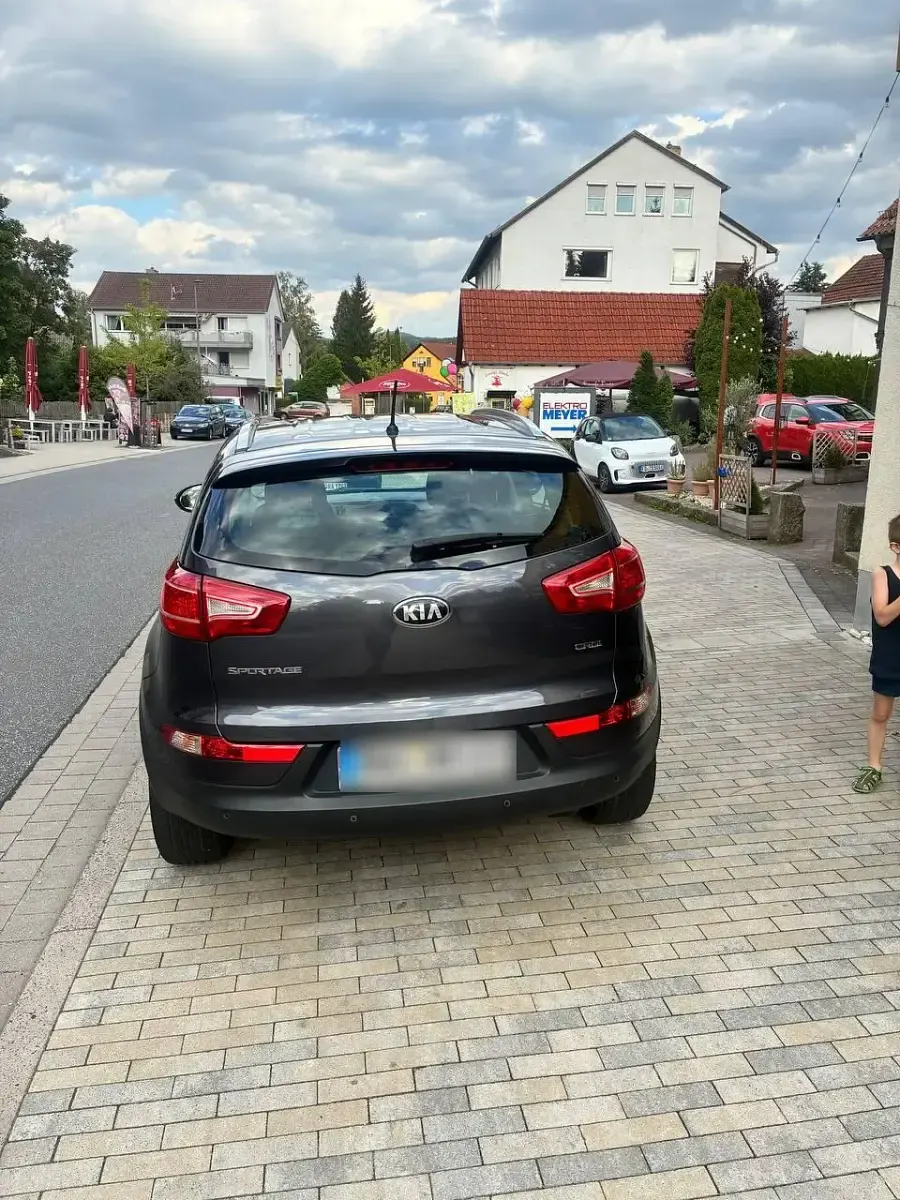 Gebraucht Kia Sportage 116 PS (85 kW) 2013 Grau SUV