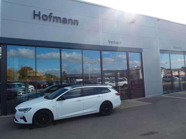 Weiß Gebraucht 2021 Opel Insignia Ultimate Kombi | 13.950 € (Fairer Preis) - Bild 1/4