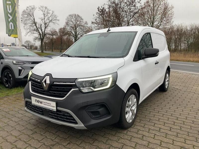 Weiss Gebraucht 2023 Renault Rapid Limousine | 22.989 € (Etwas zu teuer) - Bild 1/4