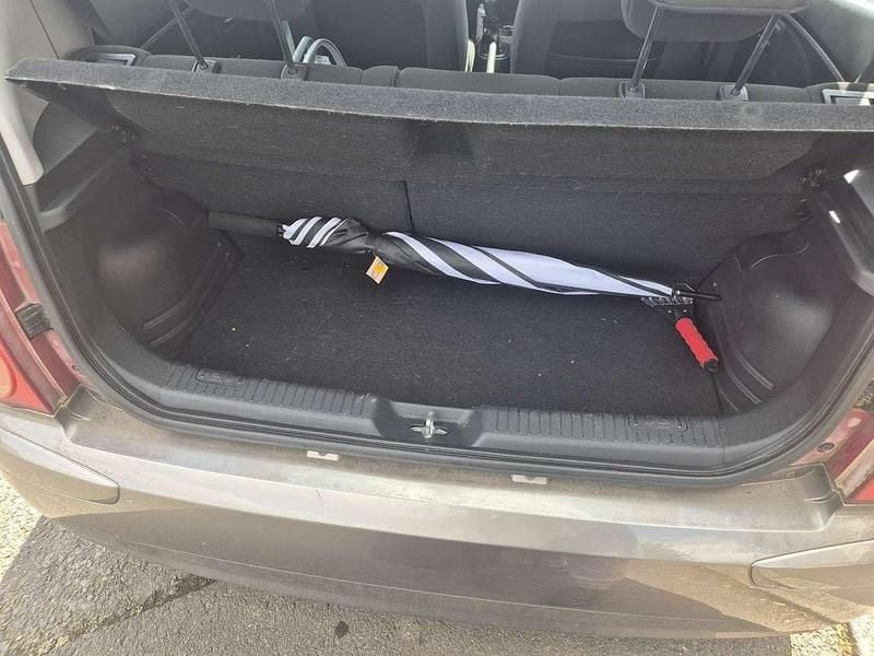 Second-hand Kia Picanto LX 65 CP (47 kW) 2006 Bej Hatchback