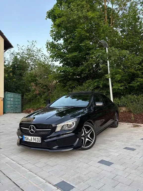 Gebraucht Mercedes CLA220 AMG line 170 PS (125 kW) 2013 Schwarz Coupé