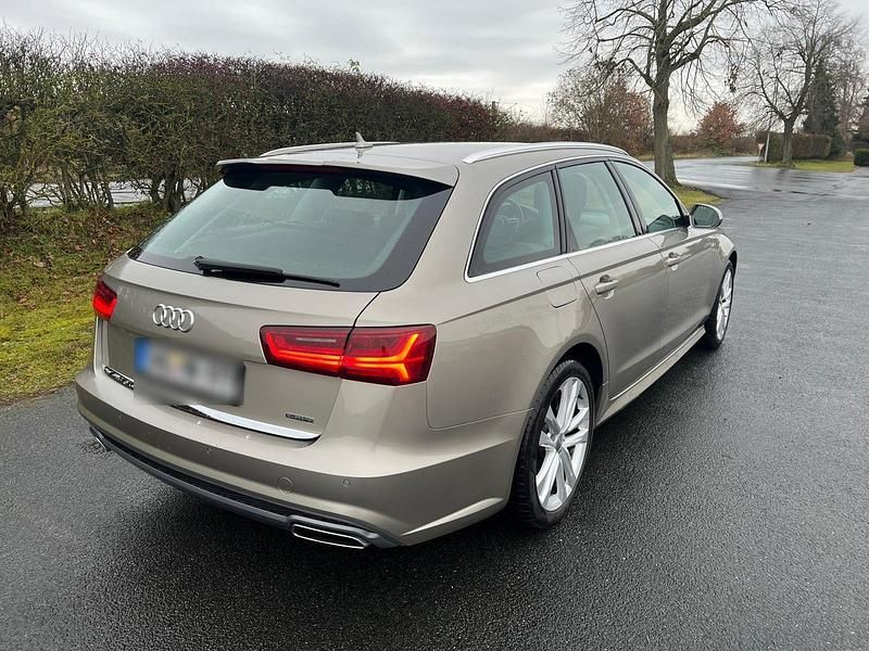 Gebraucht Audi A6 Ambiente 272 PS (200 kW) 2017 Gold Kombi