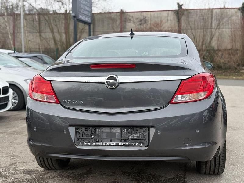 Gebraucht Opel Insignia Edition 140 PS (102 kW) 2008 Grau Limousine