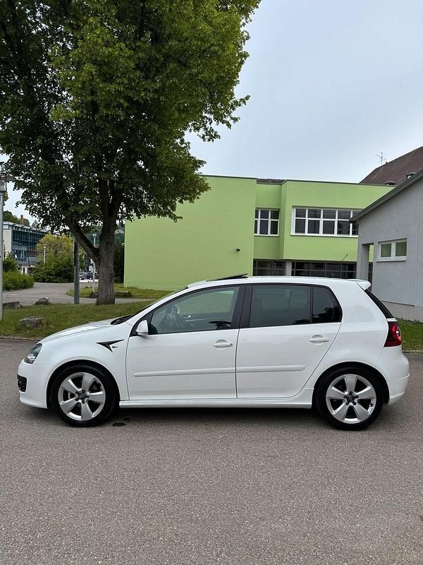 Gebraucht VW Golf V R-line 140 PS (102 kW) 2006 Weiß Kleinwagen