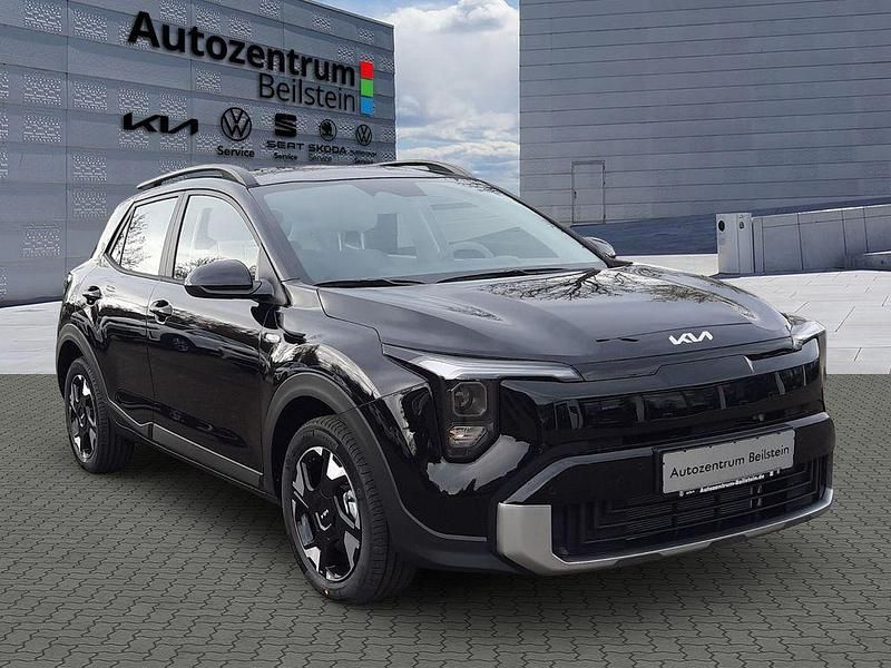 Neu Kia Stonic 101 PS (74 kW) 2026 Schwarz SUV