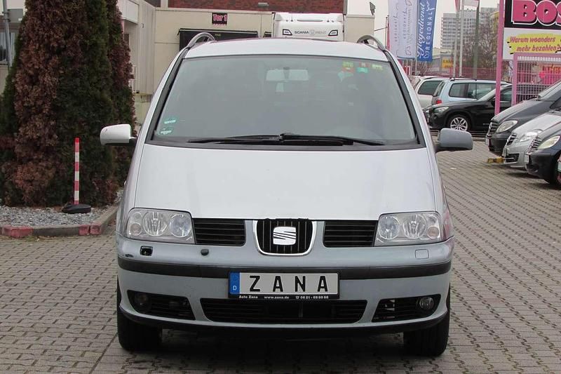 Gebraucht Seat Alhambra Vigo 140 PS (102 kW) 2007 Reflexsilber metallic Van / Kleinbus
