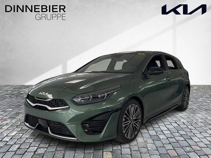 Neu Kia Ceed GT-Line 140 PS (102 kW) 2025 Experience green metallic Kleinwagen
