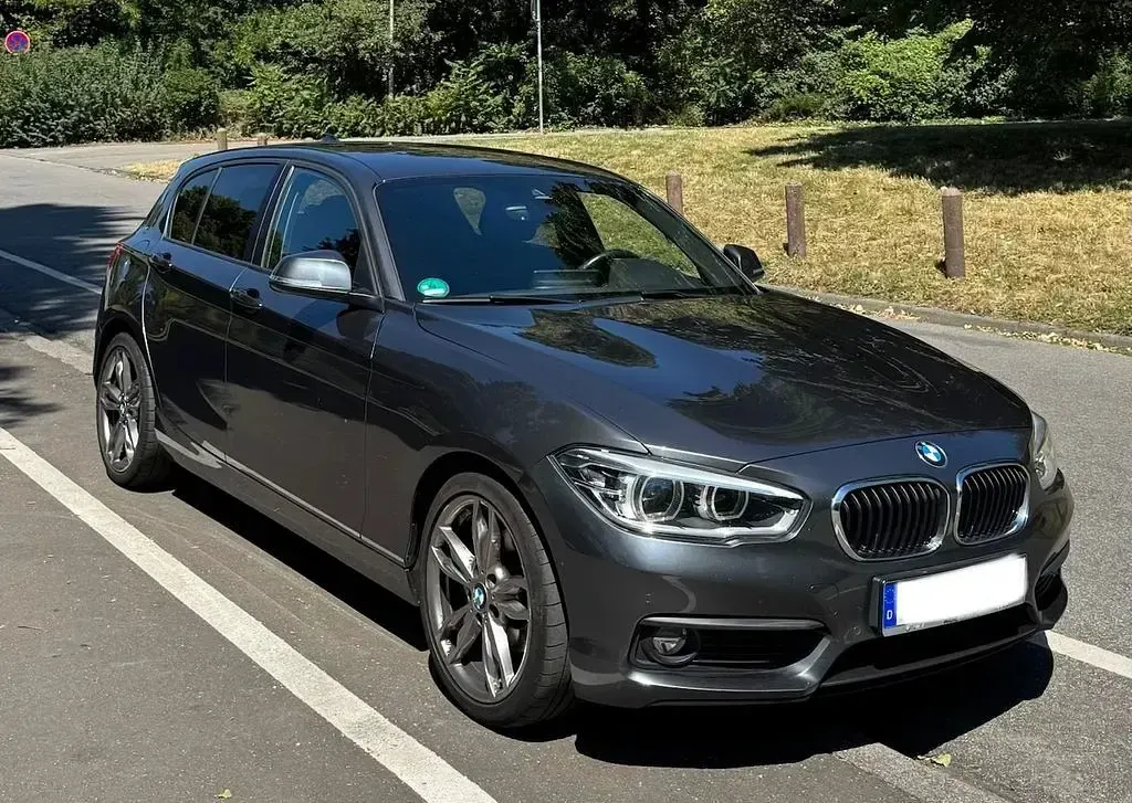 Gebraucht BMW 120 M Sport 190 PS (139 kW) 2018 Grau Limousine