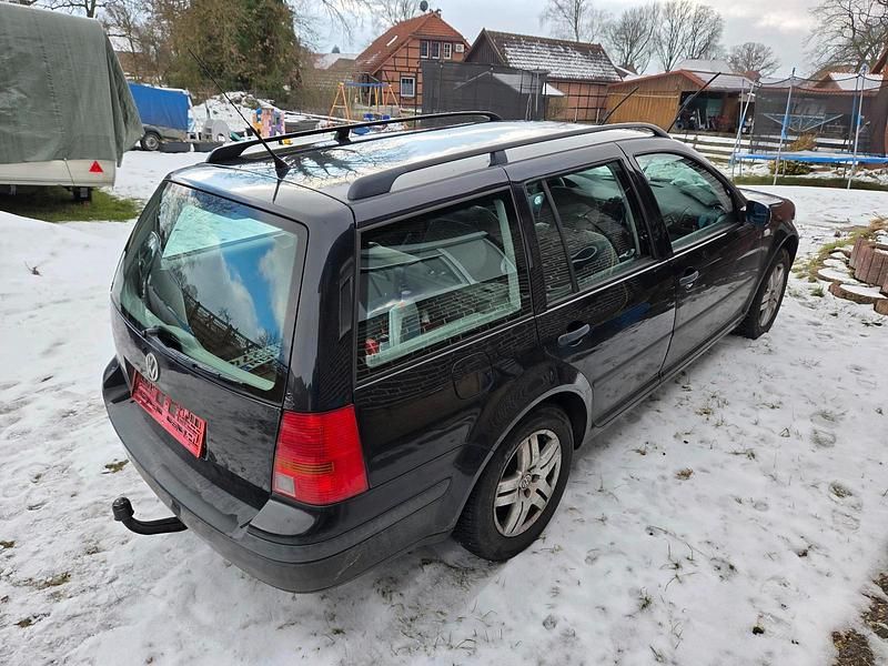 Gebraucht VW Golf IV 115 PS (84 kW) 2001 Schwarz Kombi